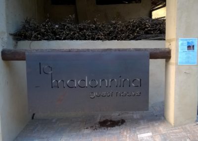 la madonnina guest house